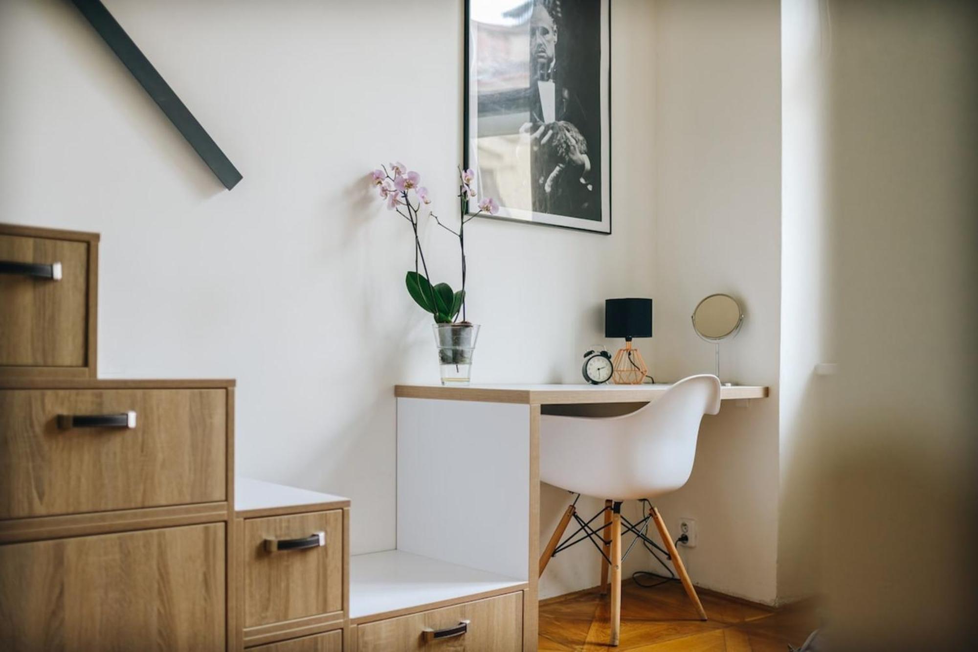 Cozy & Comfortable Apt Walking Anywhere You Want Sen プラハ エクステリア 写真