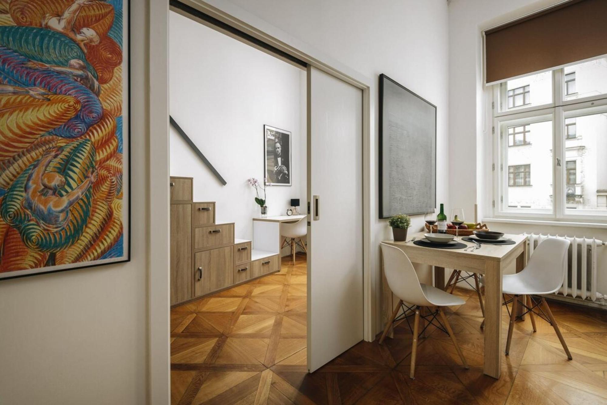 Cozy & Comfortable Apt Walking Anywhere You Want Sen プラハ エクステリア 写真